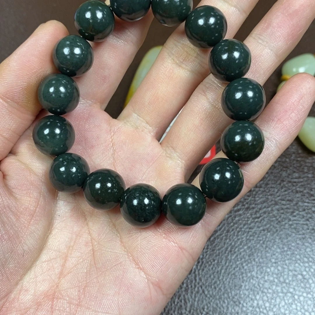 善***益和田玉（青玉）未镶嵌手链
