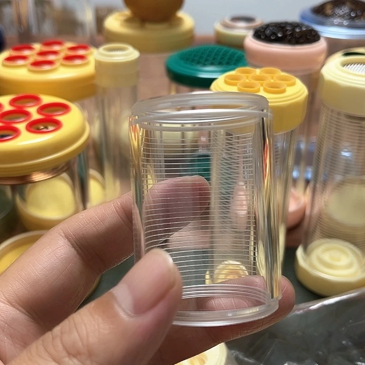 薄***凡树脂制品蝈蝈罐子