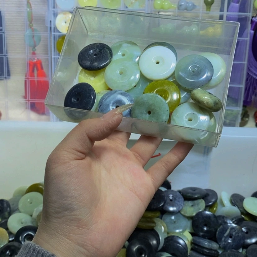 【闪购商品】蛇纹石玉其他未镶嵌75