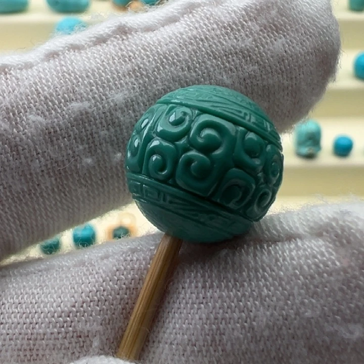 绿松石未镶嵌珠宝奇石13.2