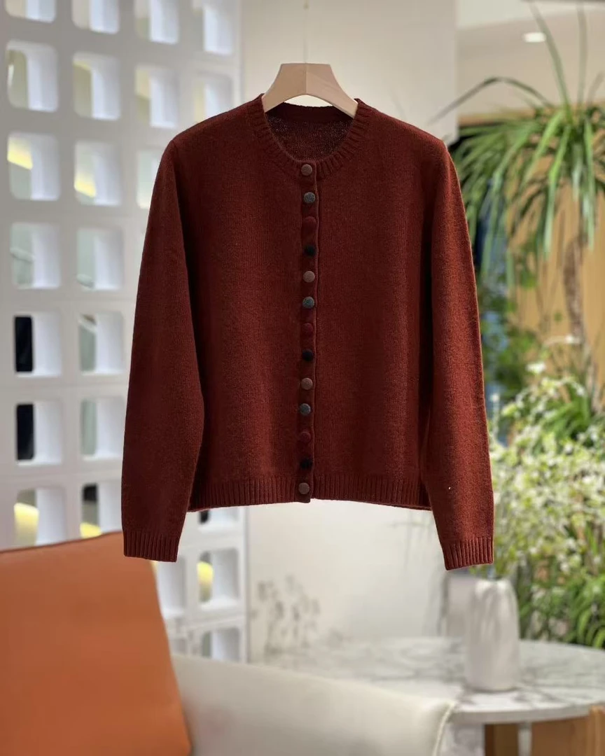 纯羊毛【极简彩扣】 简约时尚高级圆领针织开衫LJ7253时尚百搭