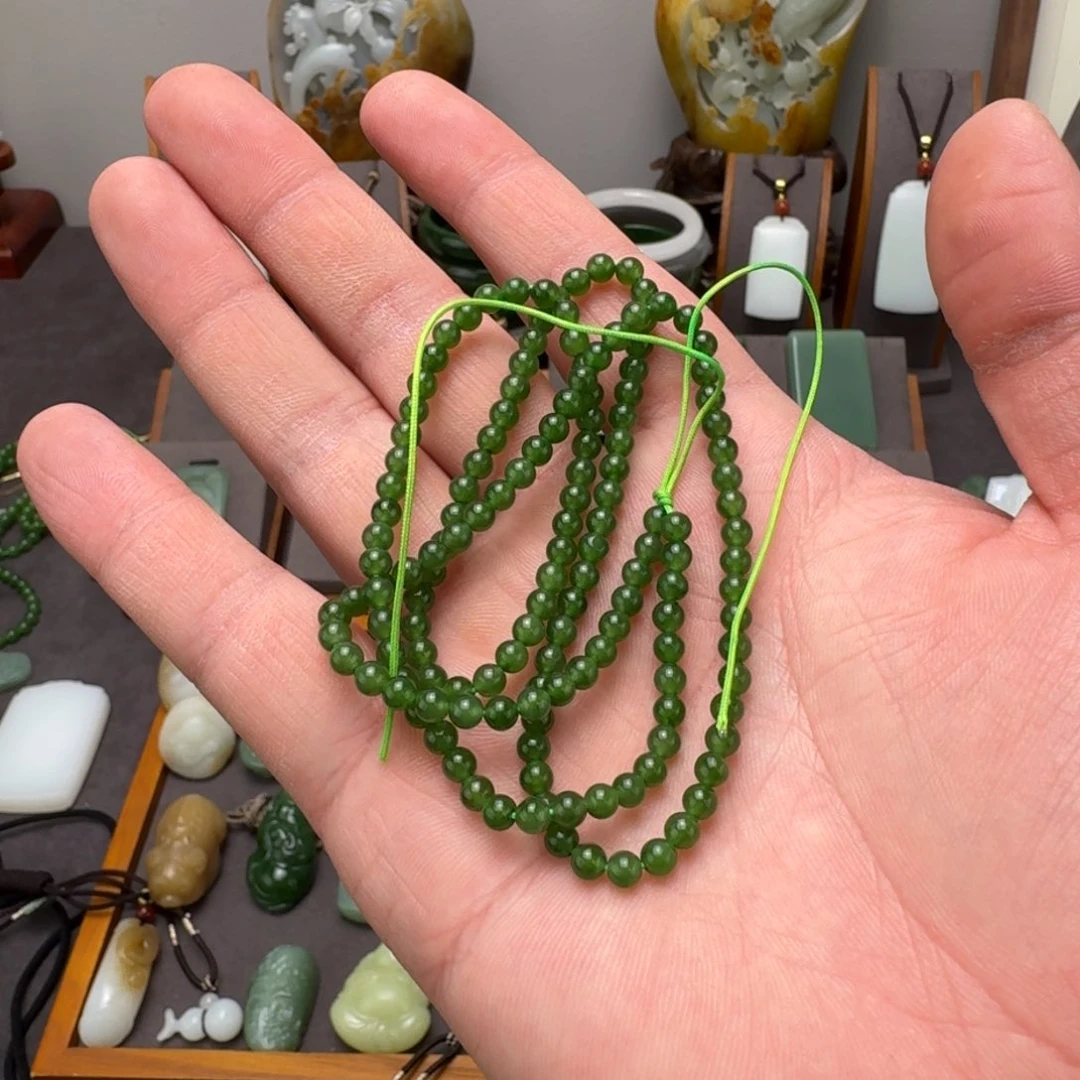 和田玉手串未镶嵌若****见