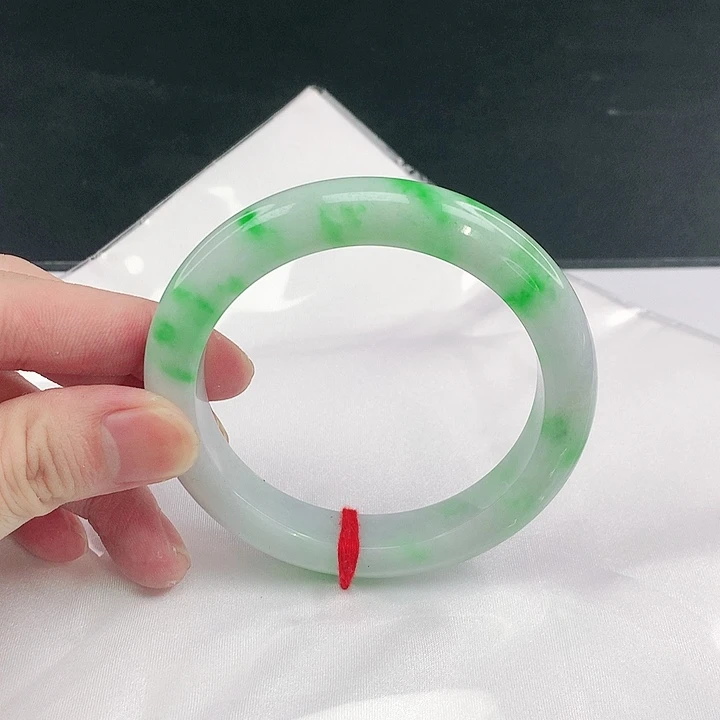 翡翠未镶嵌手镯圈60。03021