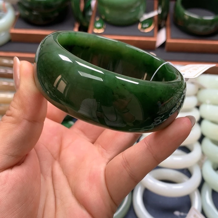 【闪购商品】未镶嵌手镯和田玉
