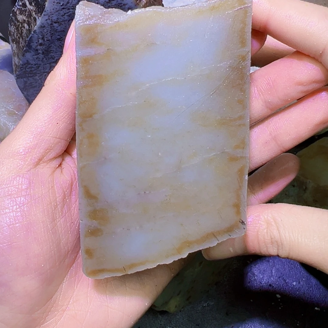 和田玉（糖玉）未镶嵌珠宝半成品