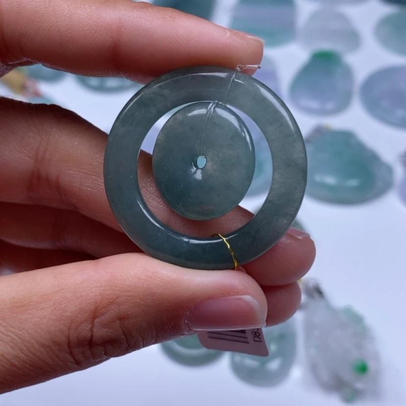 【闪购商品】翡翠吊坠(不含链)未镶嵌子母扣