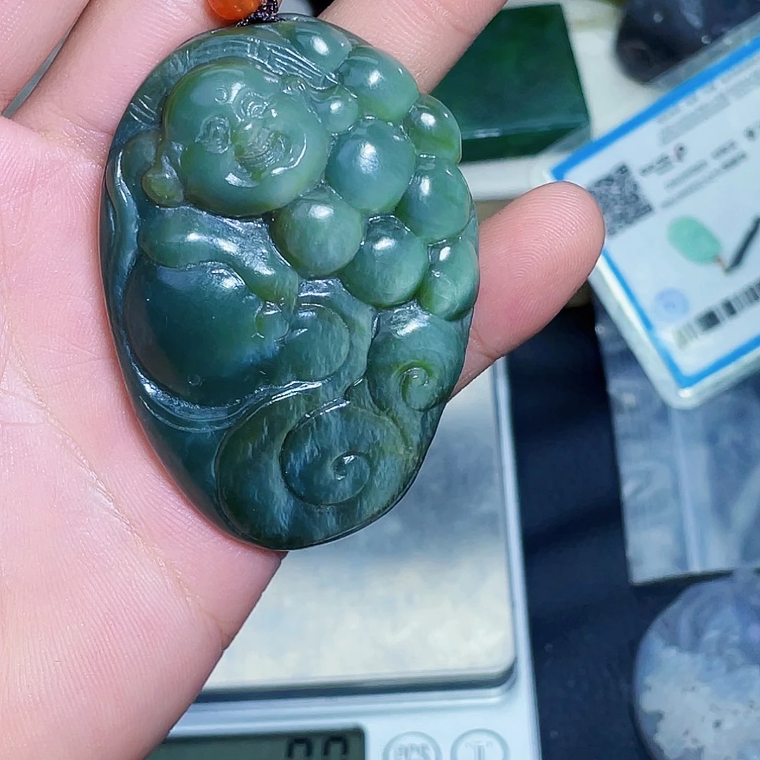 颈饰未镶嵌和田玉巧*