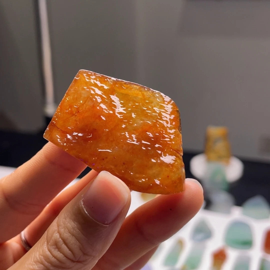 定制翡翠未镶嵌包工