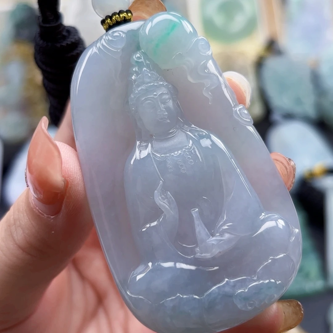 颈饰未镶嵌翡翠观音