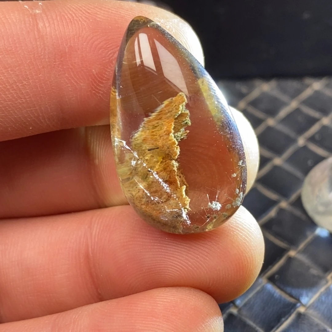 水晶颈饰未镶嵌大****飞