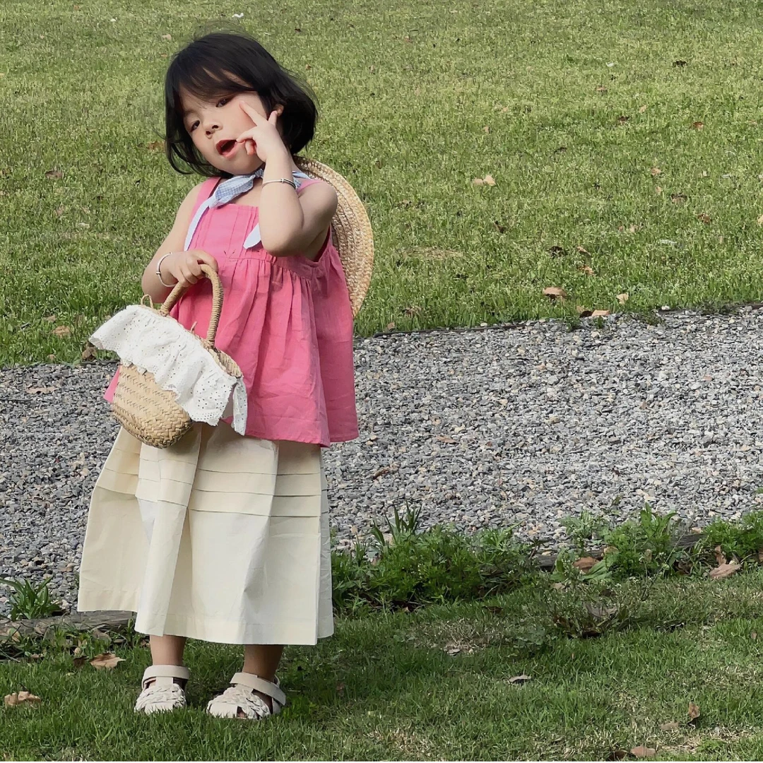 壹妈童装女童夏装时髦洋气多巴胺穿搭儿童休闲粉色背心半裙两件套