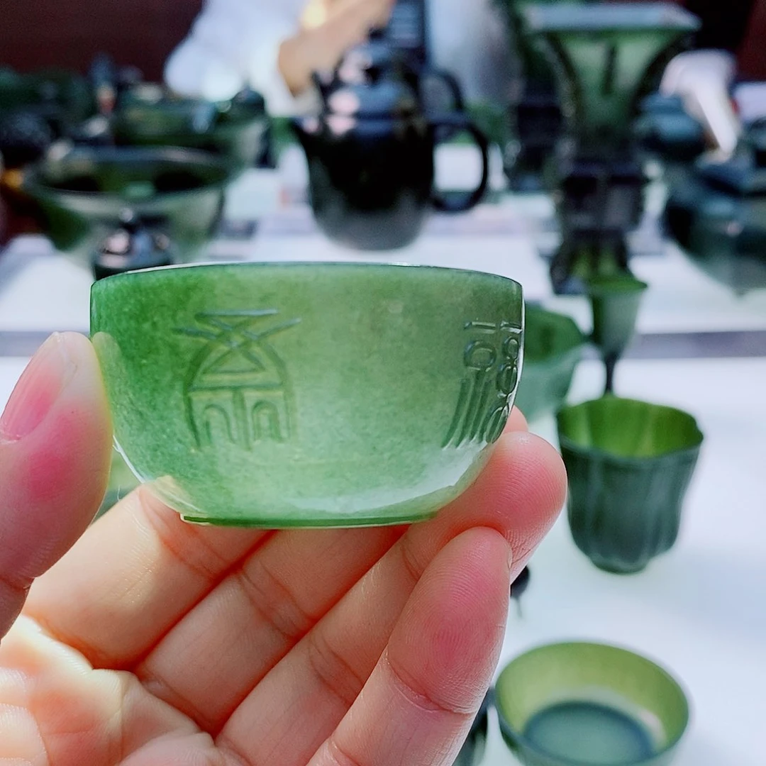 未镶嵌和田玉（青玉）把件微瑕
