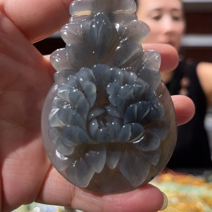 岫玉未镶嵌毛衣链