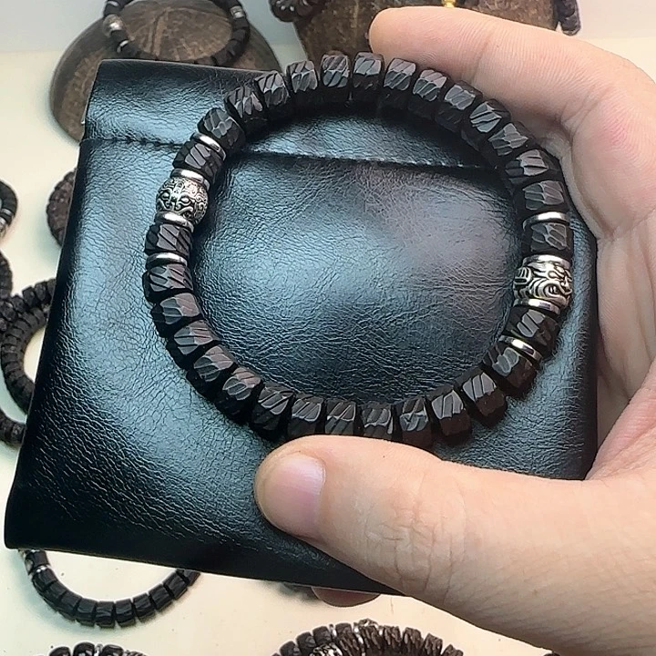 【闪购商品】椰蒂手串96龙鳞双配饰