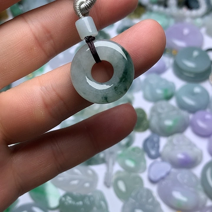 翡翠未镶嵌颈饰天然翡翠