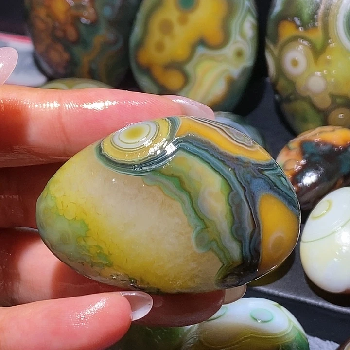 玛瑙/玉髓未镶嵌珠宝奇石102