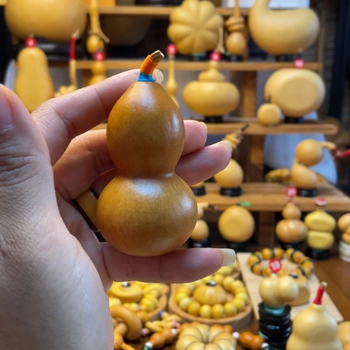 6***6天然葫芦自然生长