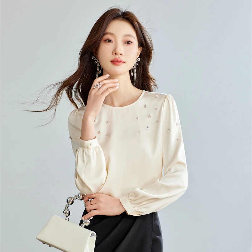 南油设计感圆领春季新款上衣衬衫时尚重工气质长袖衬衣女醋酸