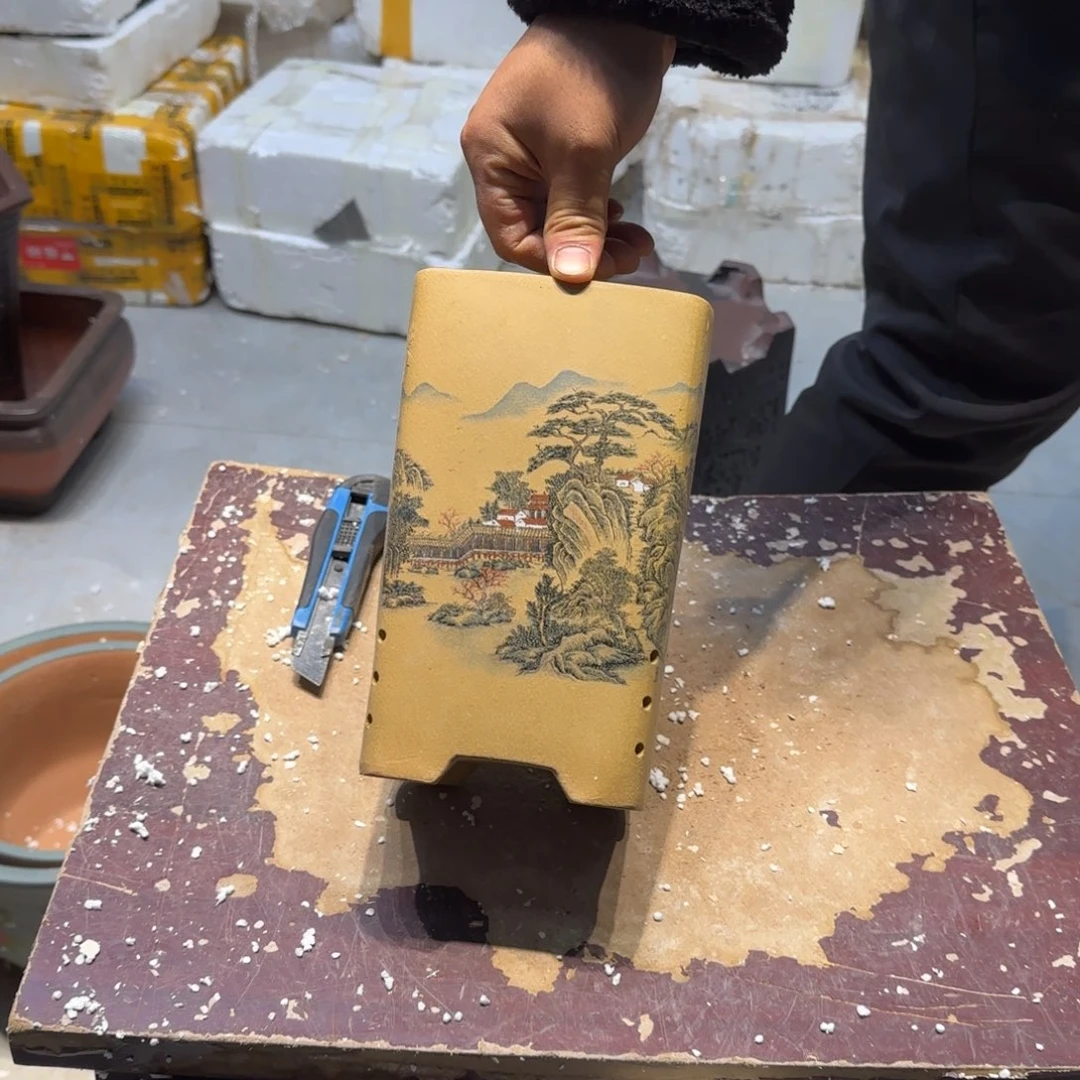 紫砂花盆瑕疵和瑕疵的