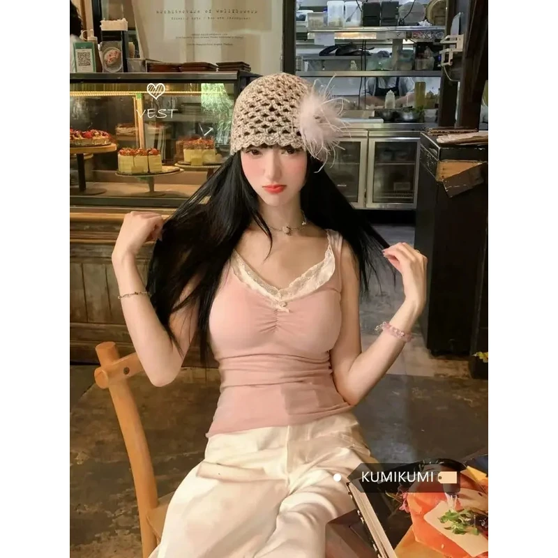 TZZZ纯欲风蕾丝拼接吊带背心女夏季性感V领褶皱内搭外穿无袖上衣