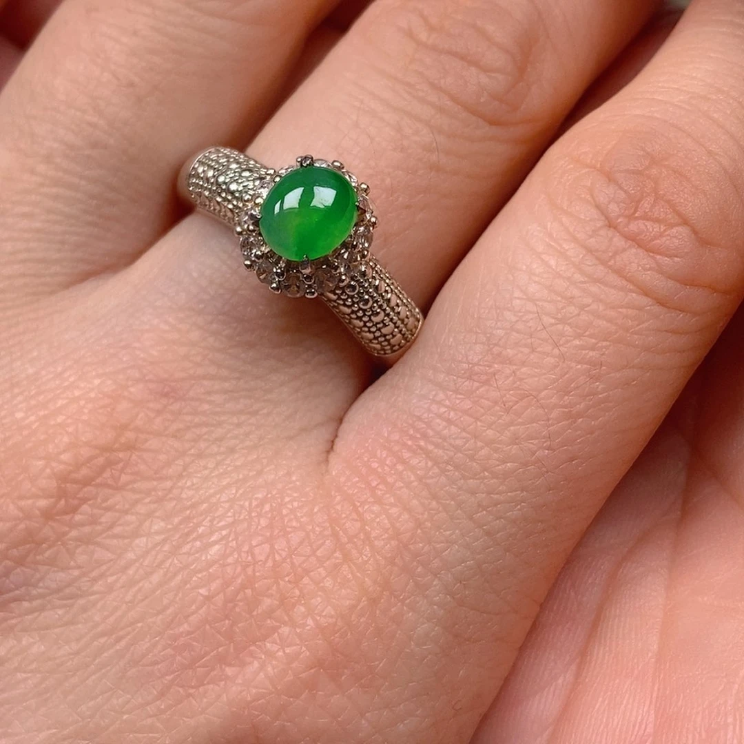 翡翠戒指未镶嵌翡翠蛋面