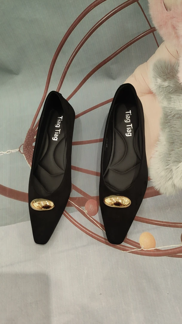 新款复古通勤绒面尖头浅口平底单鞋