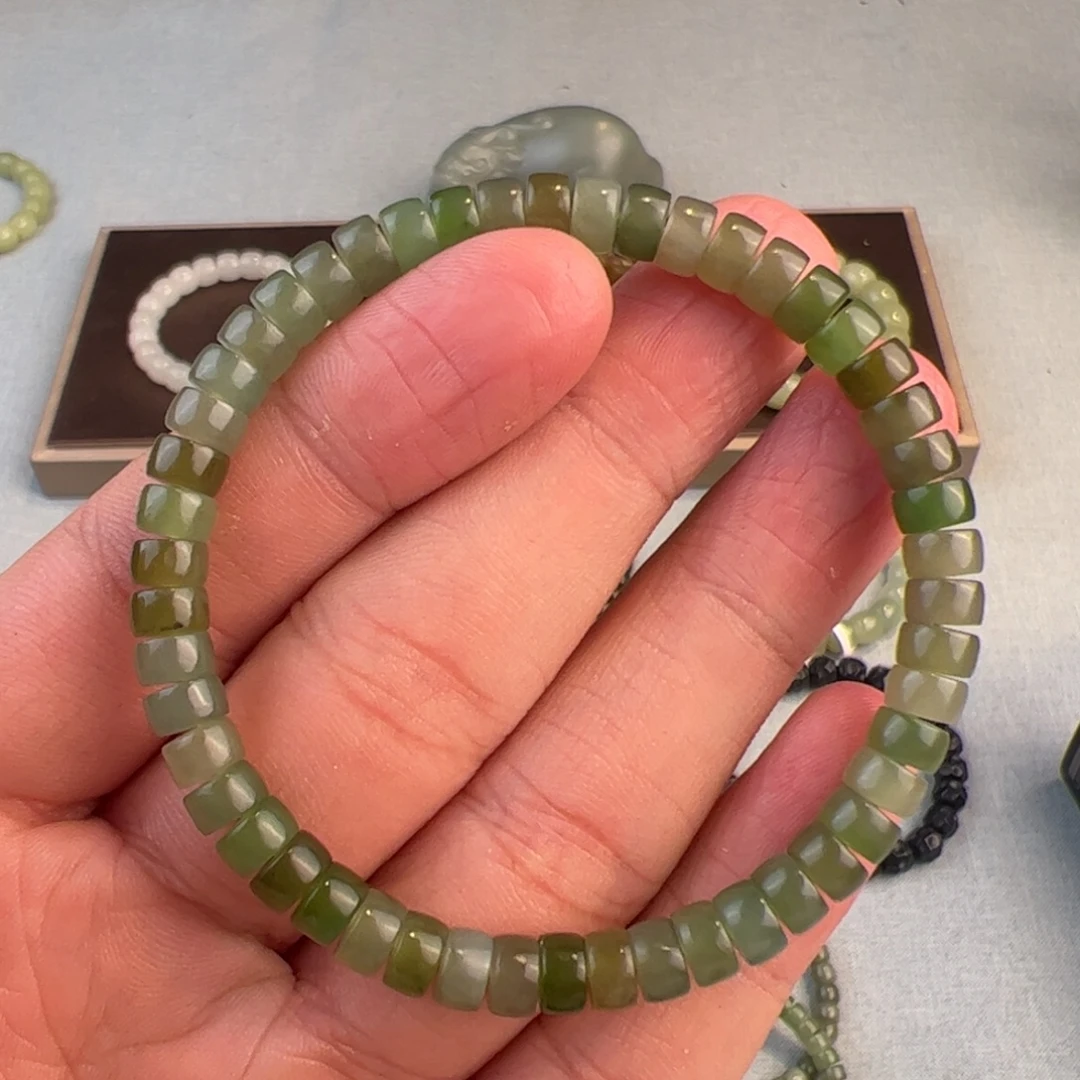 和田玉未镶嵌手链