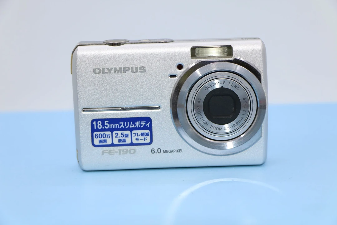 95新 Olympus/奥林巴斯 FE-190 600万像素3倍变焦 带XD卡