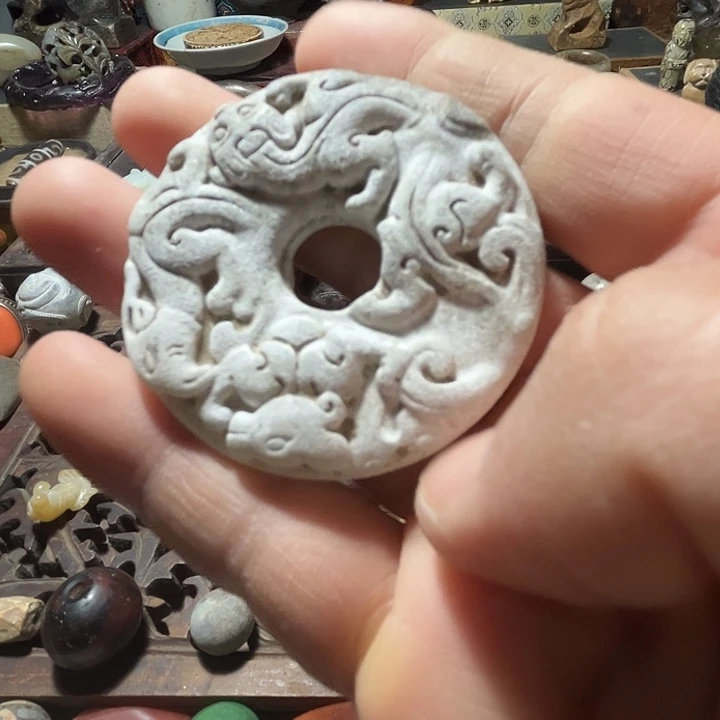 和田玉未镶嵌挂件