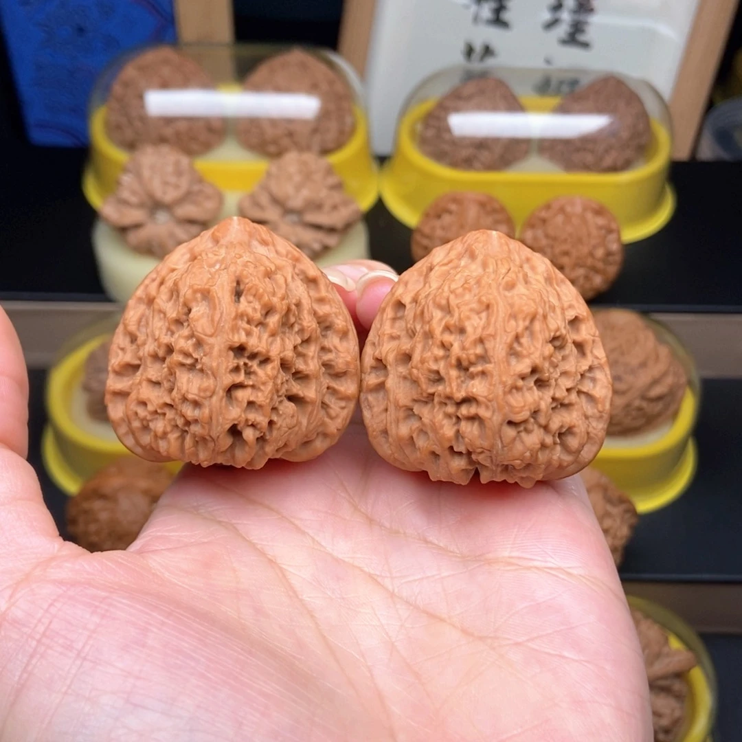 吊坠文玩核桃41三角南将石