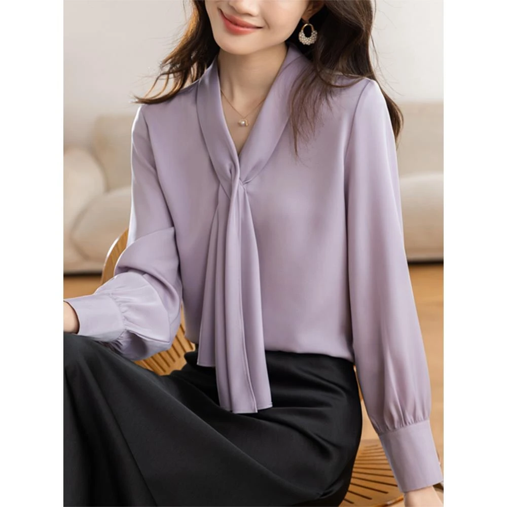 秋季2025新款女性法式优雅感V领长袖飘带别致衬衫显瘦有气质上衣