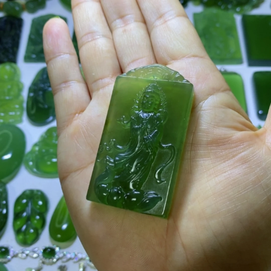【闪购商品】蛇纹石玉未镶嵌颈饰用****0
