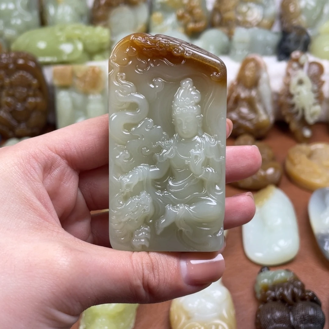 和田玉未镶嵌颈饰