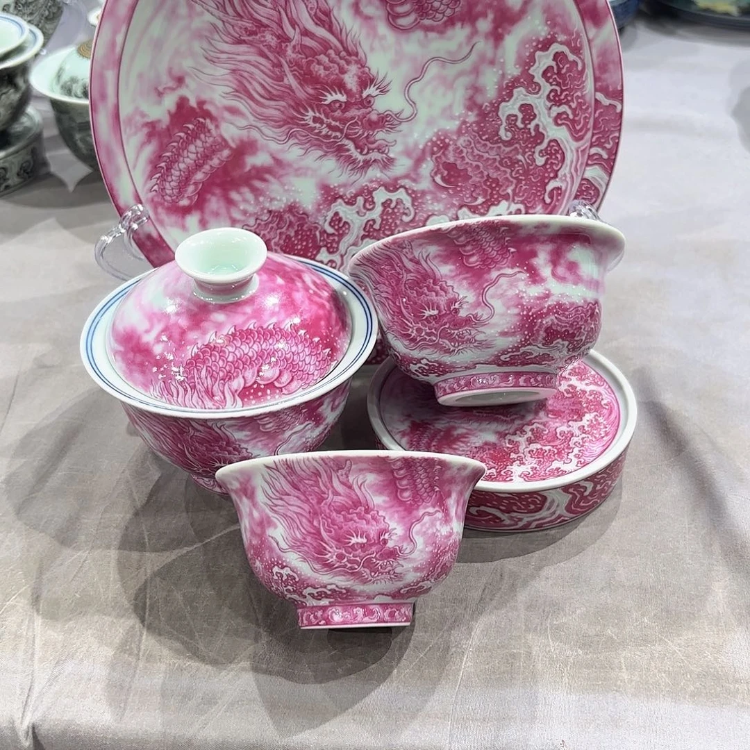 瓷片景德镇瓷器精品陈列