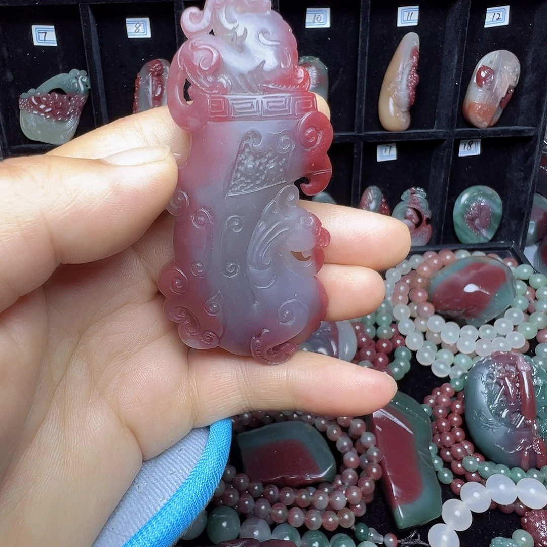 偶***昏未镶嵌颈饰玛瑙/玉髓