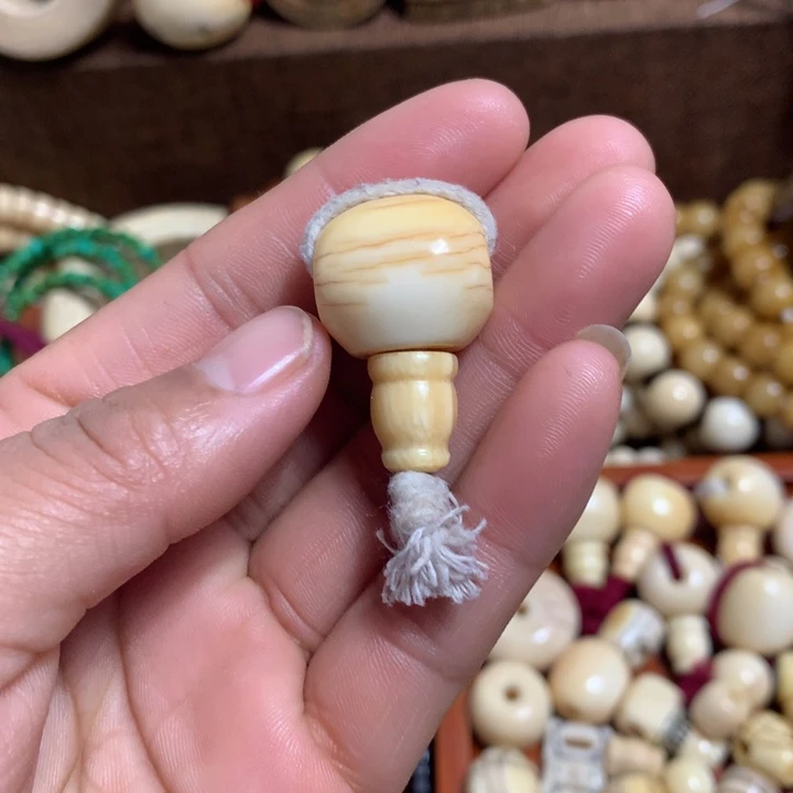 唯***胶龙脊菩提吊坠配饰