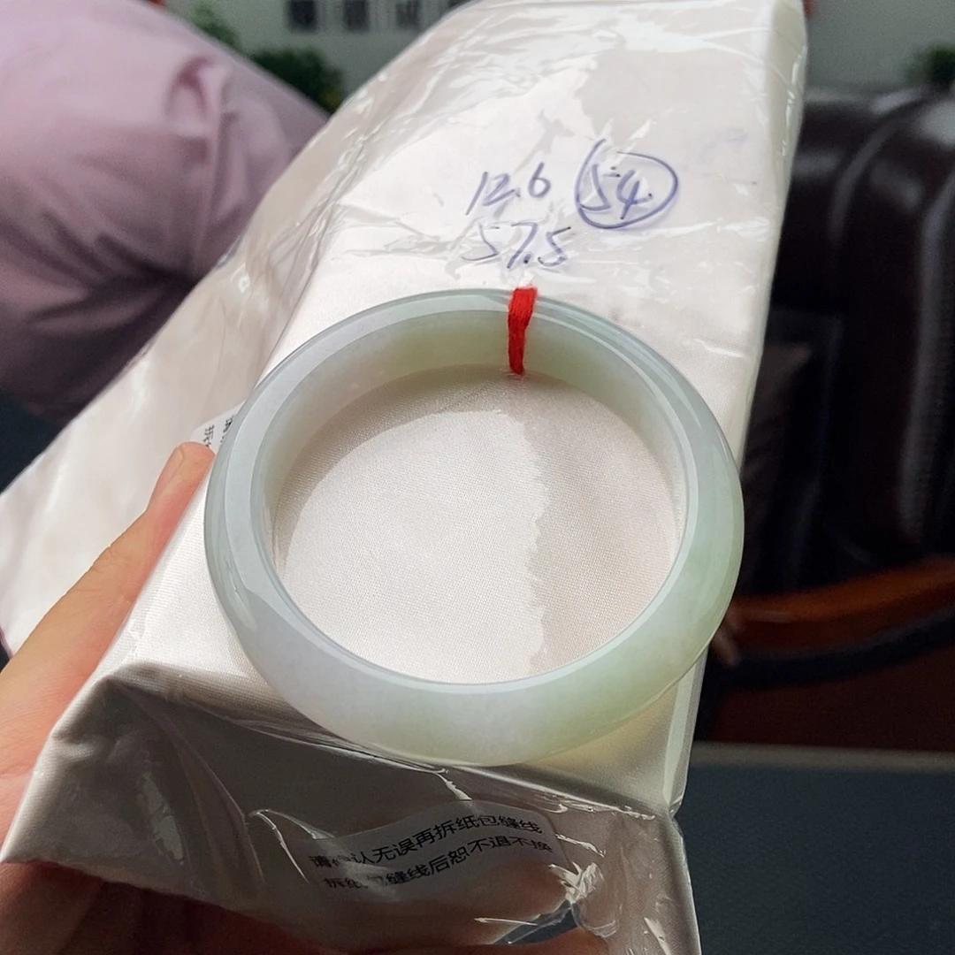 未镶嵌手镯翡翠拍一发一