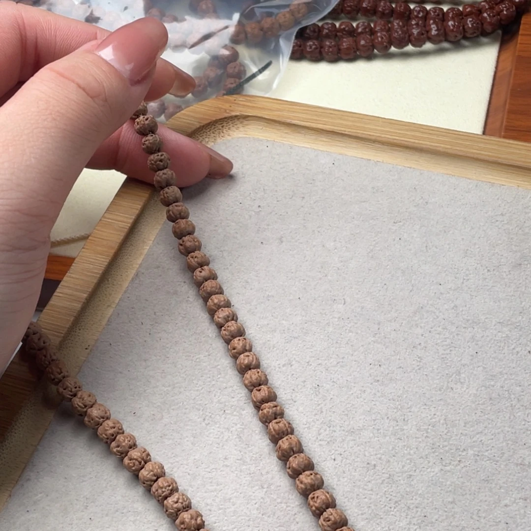 H***i金刚菩提吊坠佛手