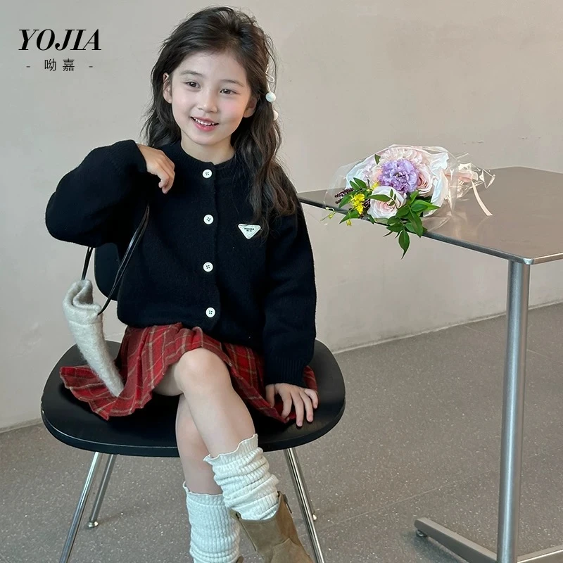 78132秋冬新款2024女童宝宝休闲百搭学院风气质毛衣格子裙套装