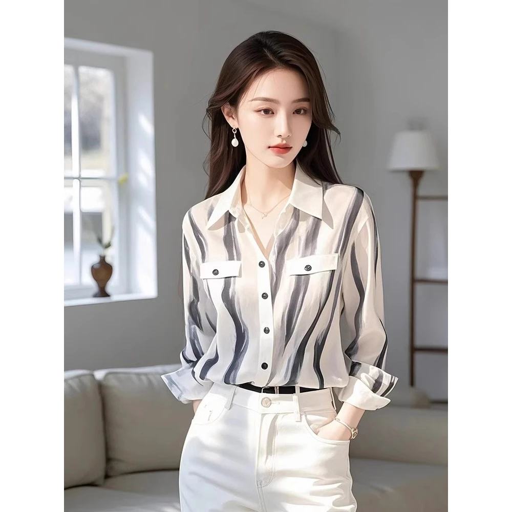 高级感好看绝美条纹衬衫女长袖春季新款洋气显瘦上衣休闲漂亮衬衣