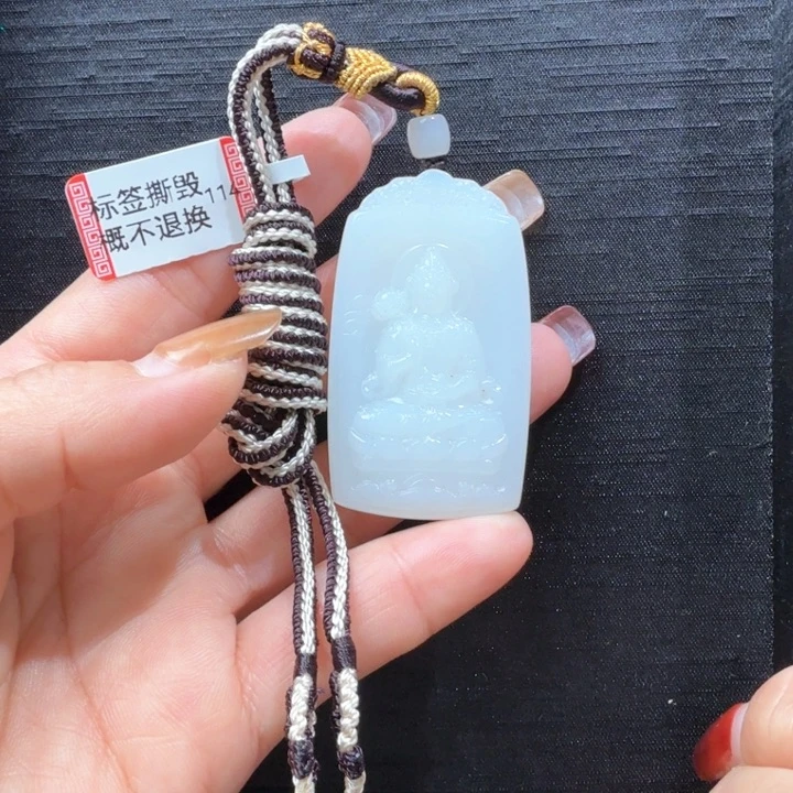 颈饰未镶嵌和田玉嘎*哈