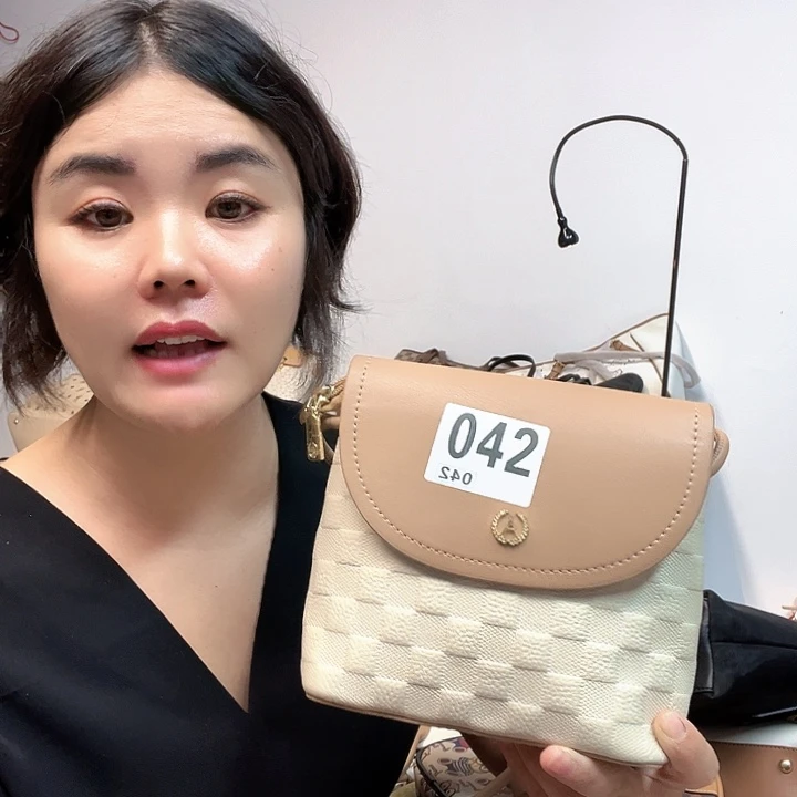 PVC包包包包包包包包吧