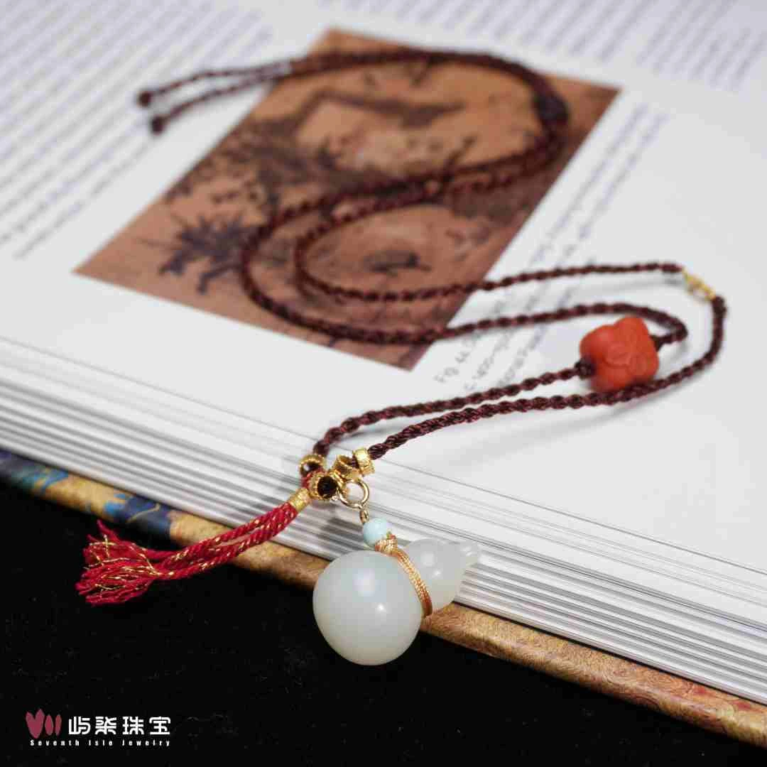 【要努力】A1318 和田玉18k金镶嵌 和田玉葫芦单珠黑绳颈饰