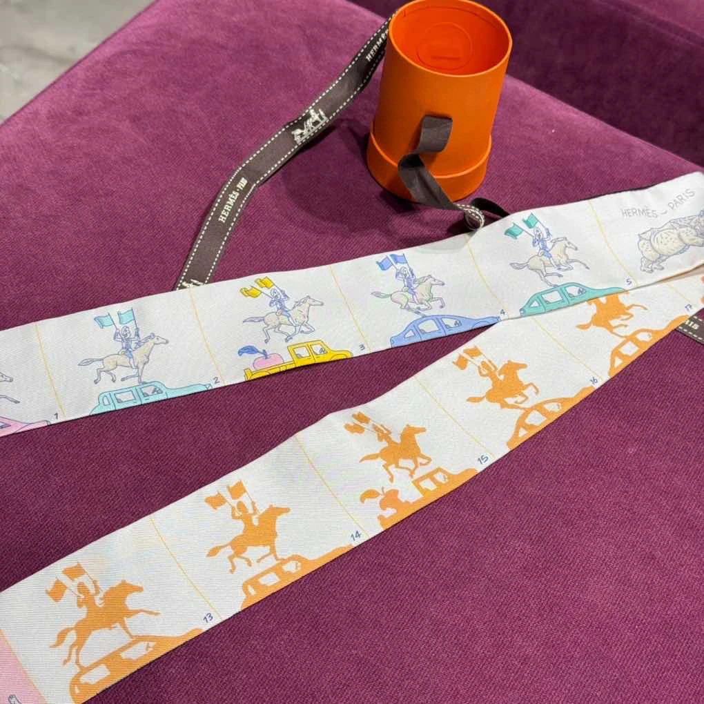 全新未使用 Hermes/爱马仕 粉拼色巡游twilly 绑带