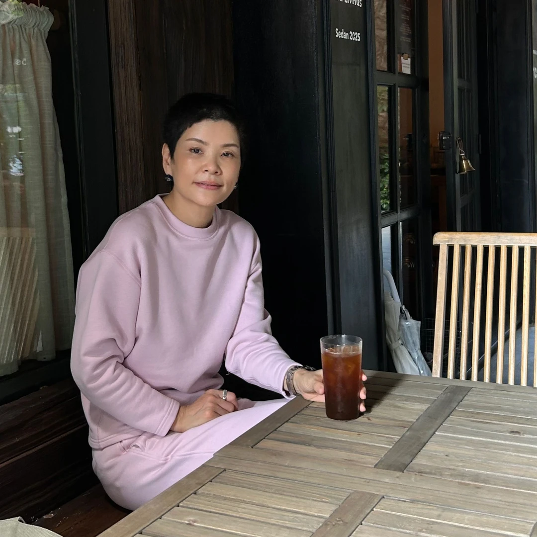 女款家时尚保暖直筒卫裤长袖