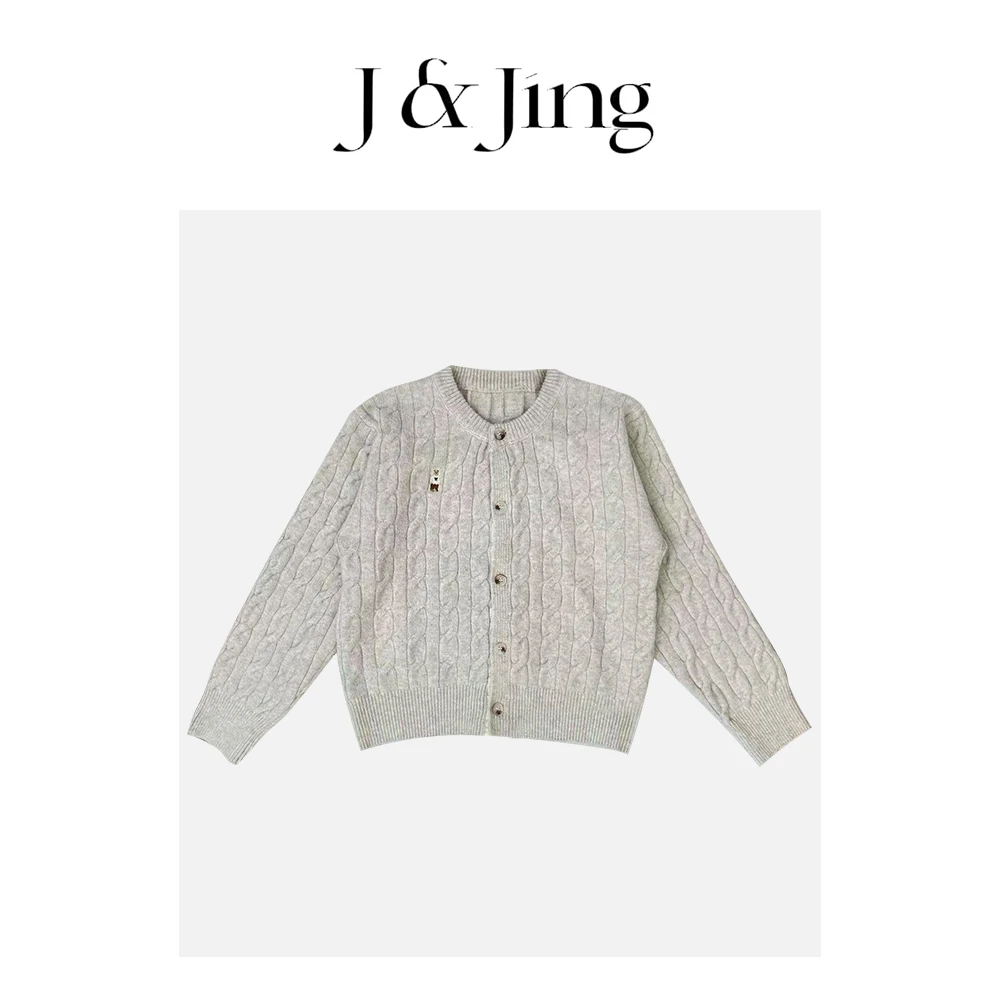 J&Jing-「熊熊图画册」-秋冬季百搭显瘦刺绣小熊毛衣短款外套MD8528