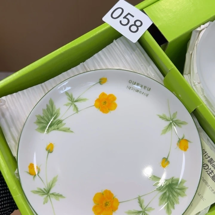 中古物品 默认微瑕很好看的盘子