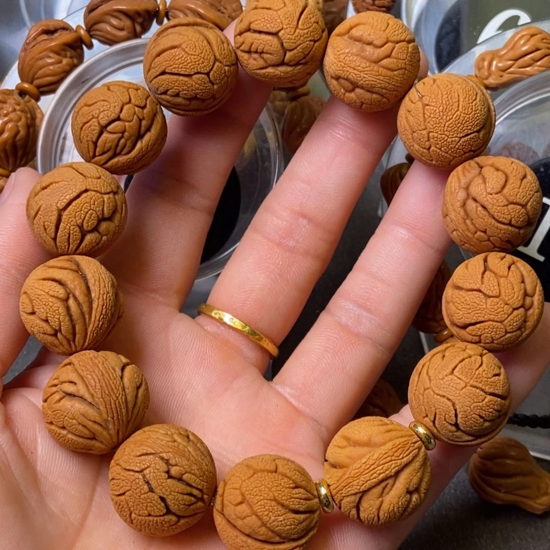 吊坠桃核陕西秦岭山桃核1.8