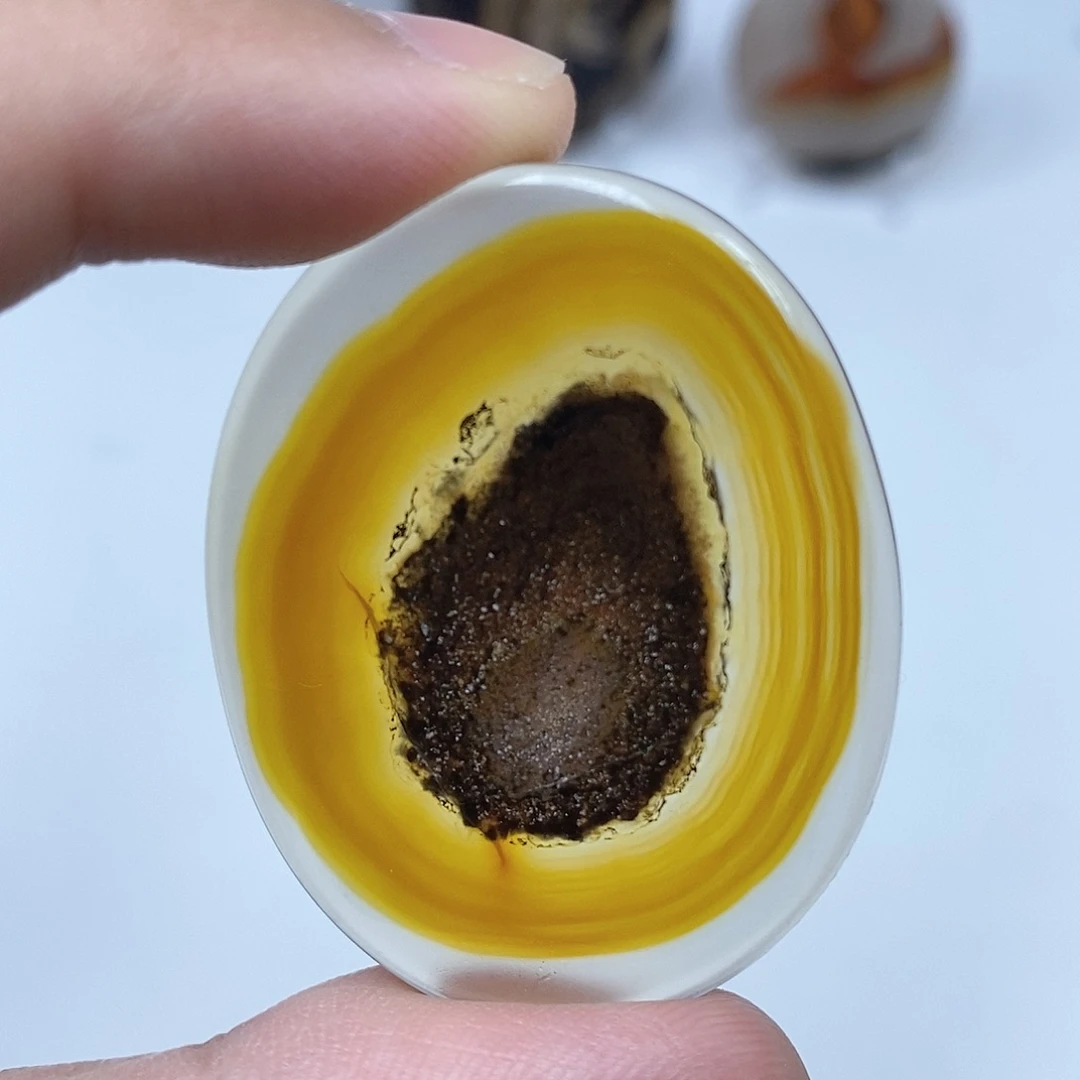 玛瑙/玉髓未镶嵌珠宝半成品