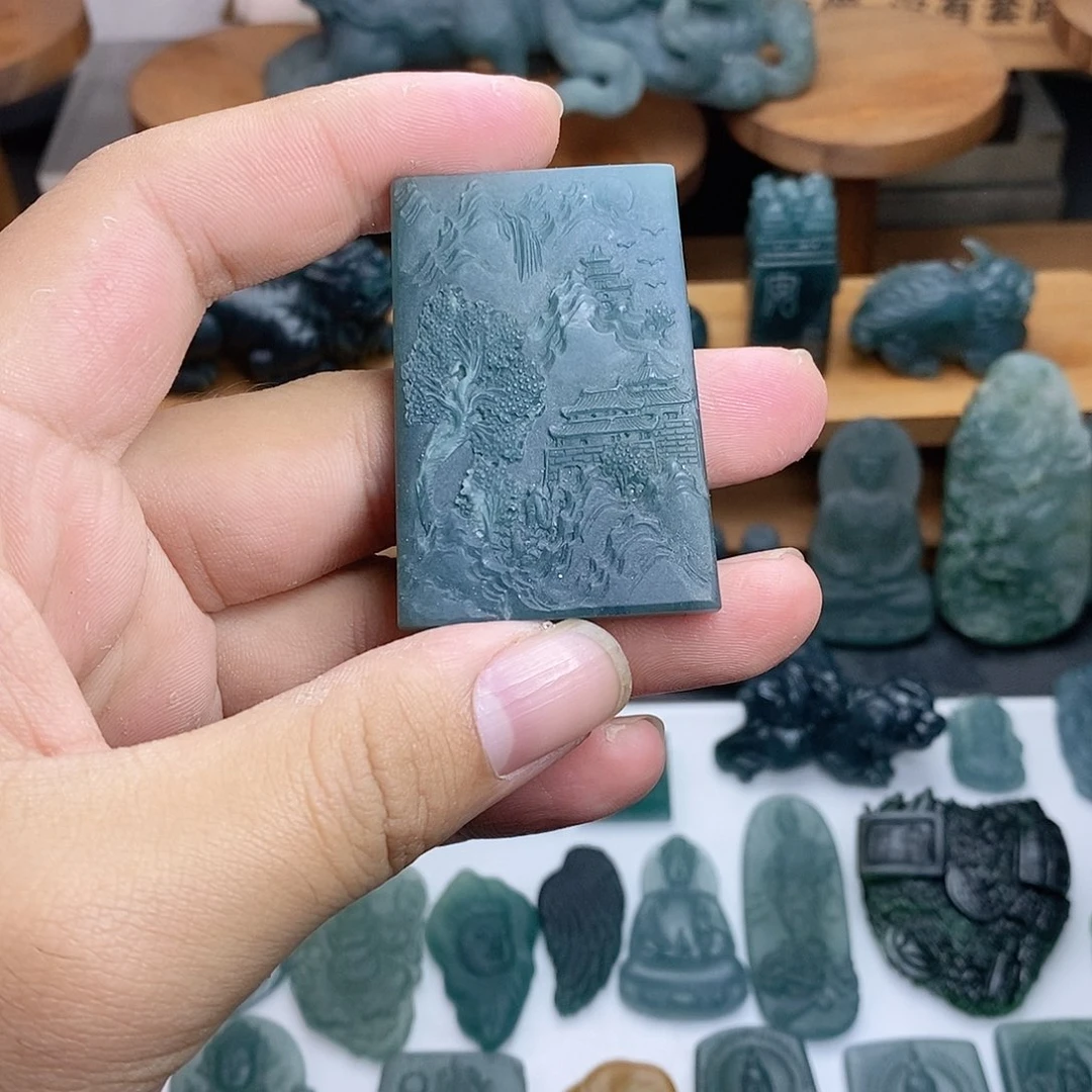 定制翡翠未镶嵌山水